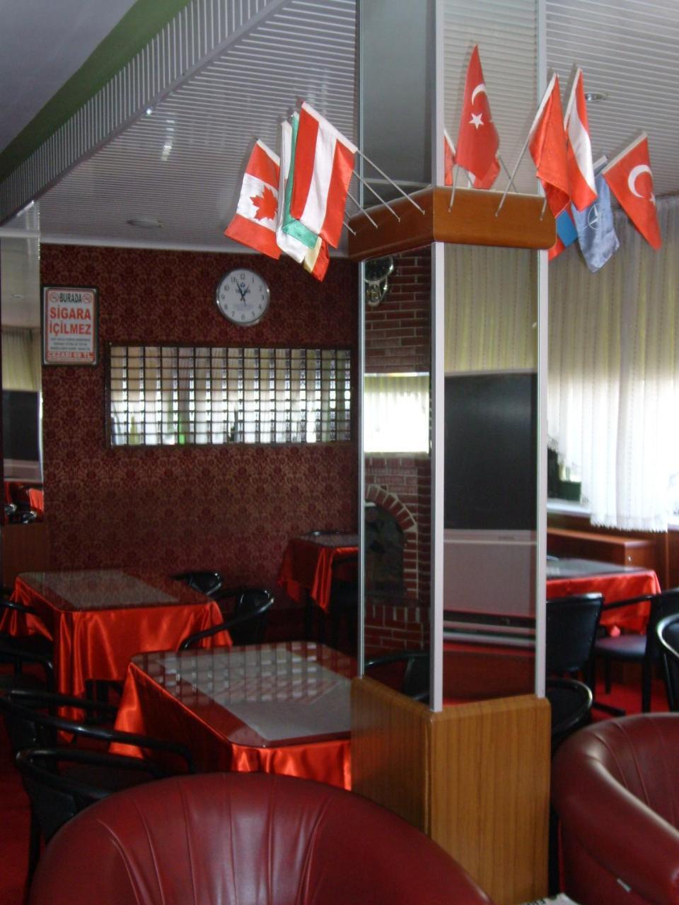 Hotel Cesme 科尼亚 外观 照片