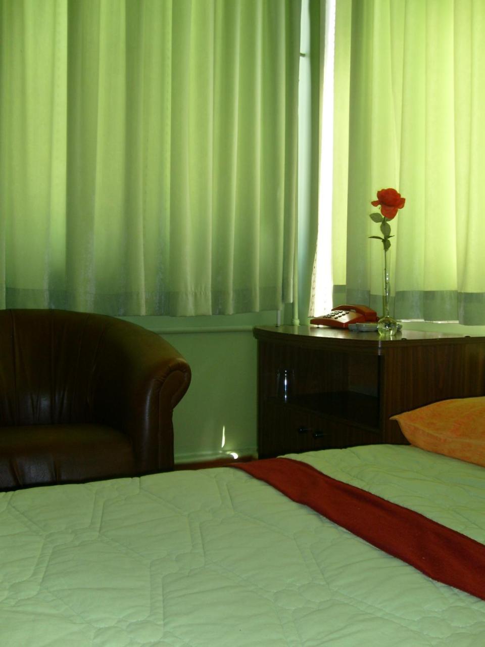 Hotel Cesme 科尼亚 外观 照片